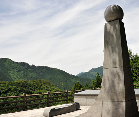 モニュメント(Monument)
