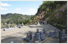 亀山霊苑　墓地風景4