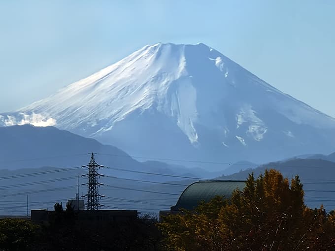 大野屋ビル（東京都小平市）から望む富士